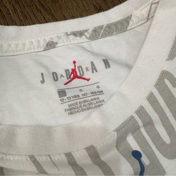 Jordan Tee - Picture 2 of 3